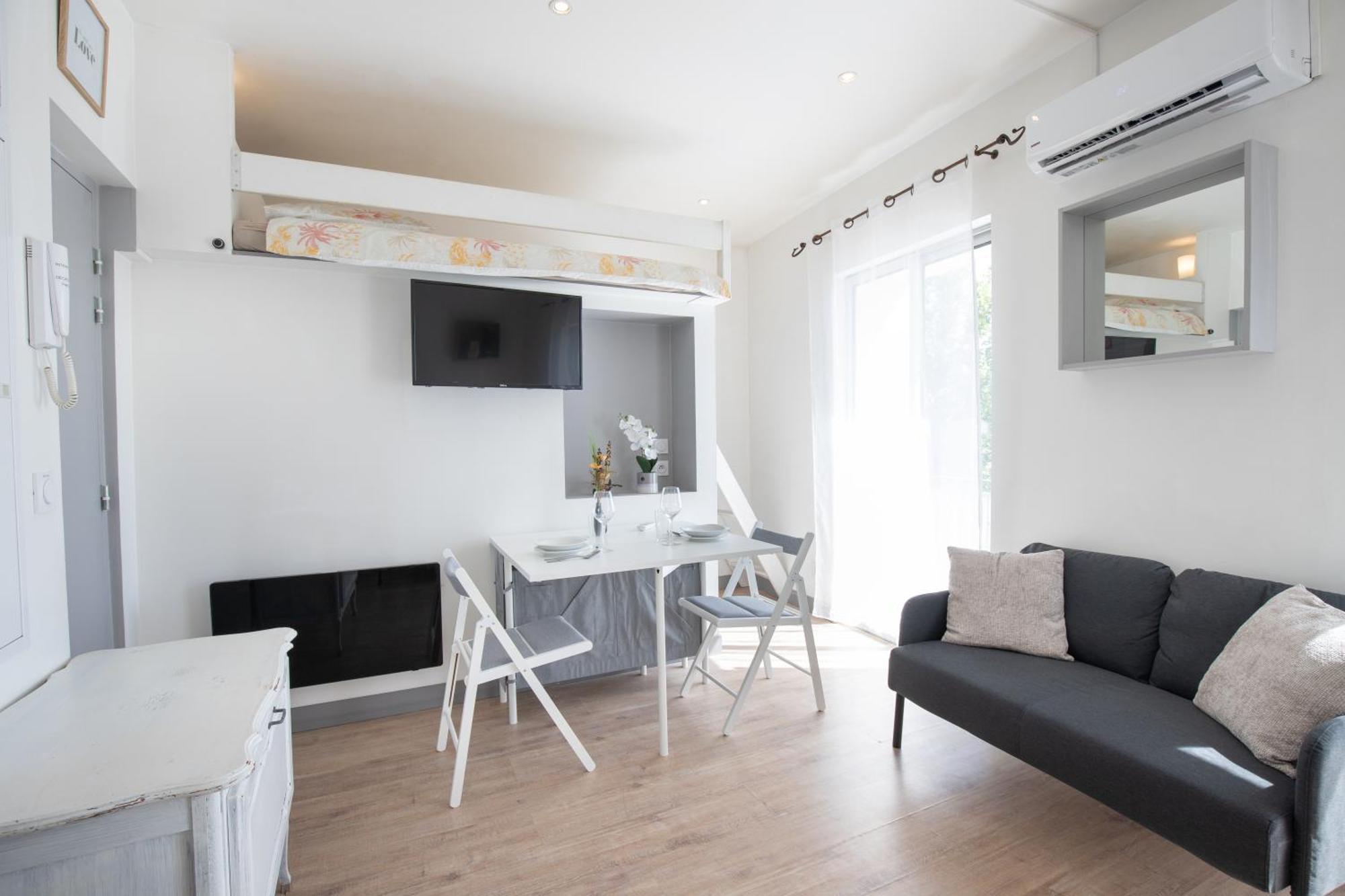 Ferienwohnung Le Partage Des Eaux - 4 Couchages - Hypercentre - Clim - Wifi LʼIsle-sur-la-Sorgue Exterior foto
